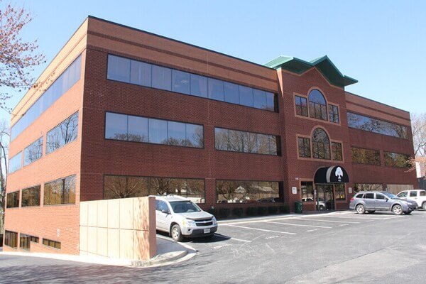 Outside view of Annapolis Maryland dental office building